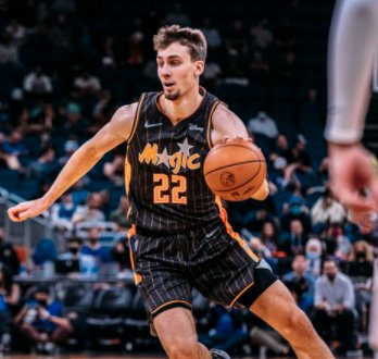 美巡赛中逐 美巡赛中逐