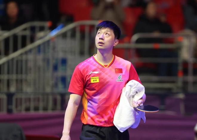 据接近巴黎 据接近巴黎