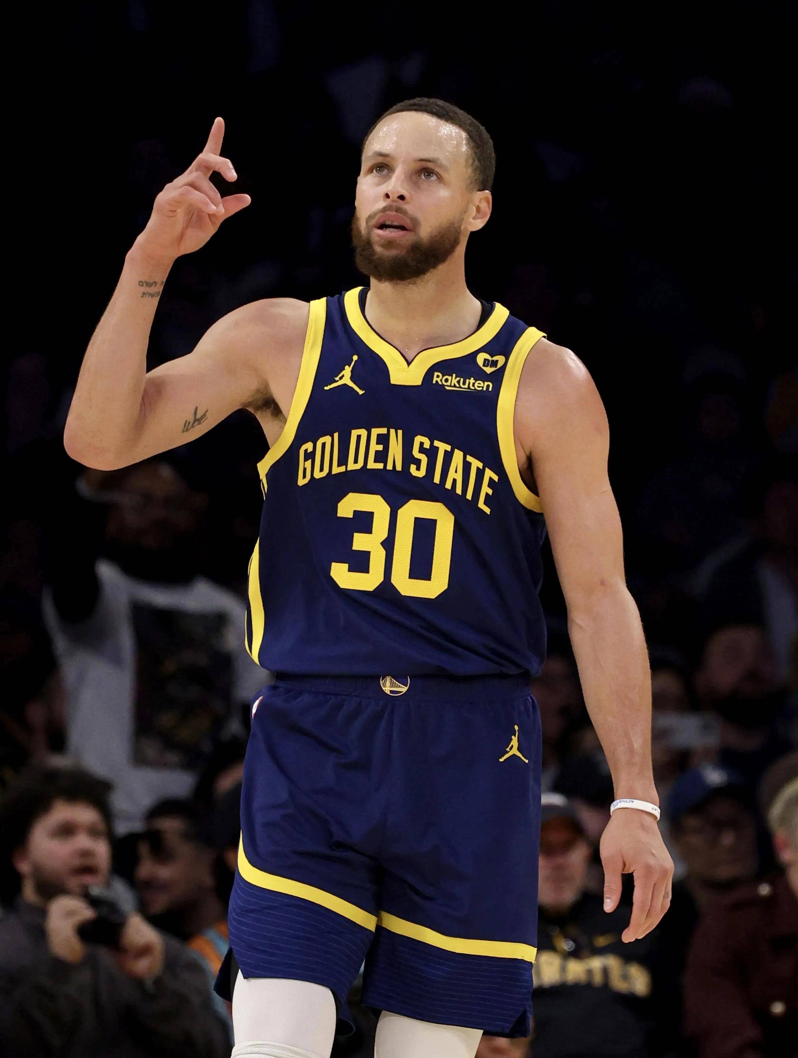 赛后激动哽 赛后激动哽