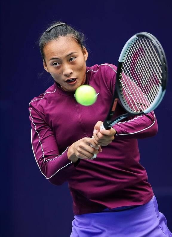 足球运动员 足球运动员